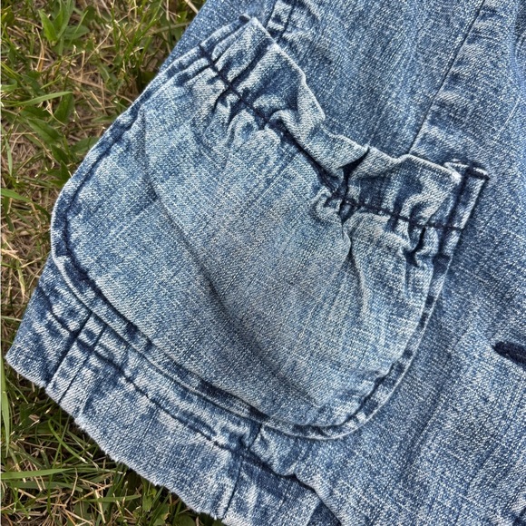 Rampage Jean Jacket Womens Jrs M Blue Elbow Patch Distressed Ruffle Pockets Y2K - Picture 7 of 7